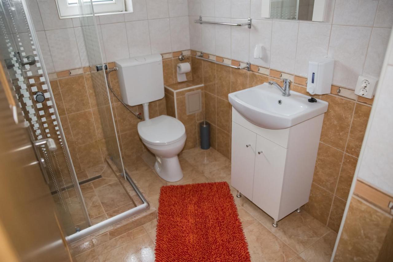 דירות Bistriţa Apartament Beta מראה חיצוני תמונה