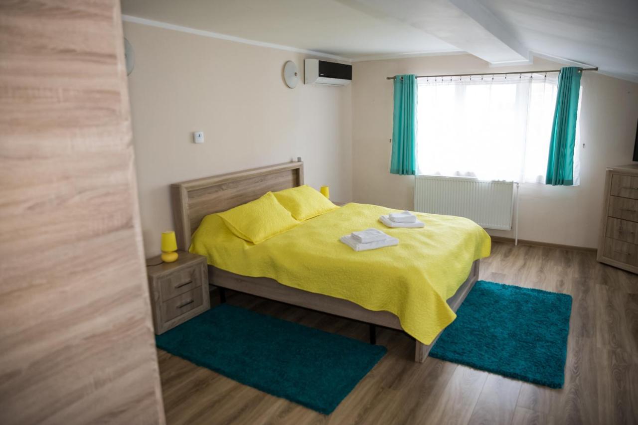 דירות Bistriţa Apartament Beta מראה חיצוני תמונה
